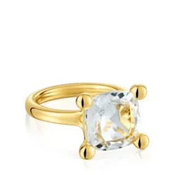 Anillo mediano con baño de oro 18 kt sobre plata y cuarzo cristal de roca Color White