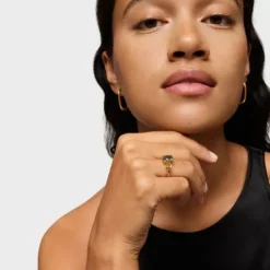 Anillo mediano con baño de oro 18 kt sobre plata, espinela y citrino creados en laboratorio TOUS Color LGG