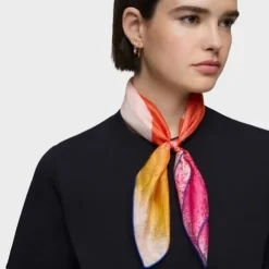 Pañuelo cuadrado naranja TOUS Tulip