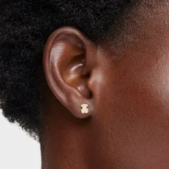 Pendientes de oro motivo oso 0,5cm. Baby TOUS