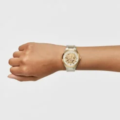 Reloj analógico con acero IPG dorado y brazalete de acero Karat Round