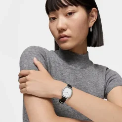 Reloj con movimiento suizo analógico de acero con 0,54 ct en diamantes y brazalete de piel negra Les Classiques