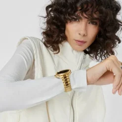 Reloj smartwatch con brazalete de acero IP dorado T-Bear Connect