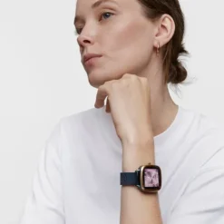 Reloj smartwatch de acero IPRG rosa y brazalete de acero IP azul D-Connect
